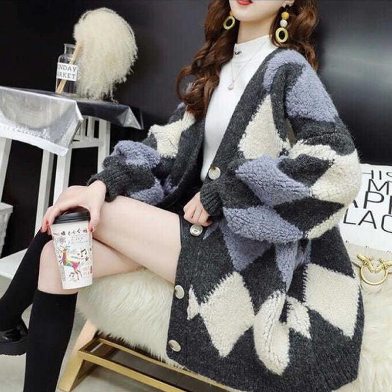 Large Size Cardigan with Women's Loose Casual Fashion Commuter V-neck Contrasting Color Diamond Sweater Jacket Women