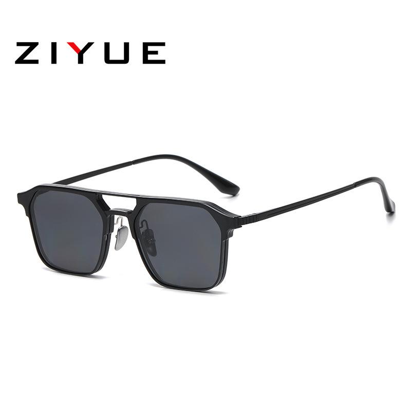 Men's Magnetic Polarized Clip-on Sunglasses: Pure Titanium, Three-in-One for Myopia, Fishing, and Driving.