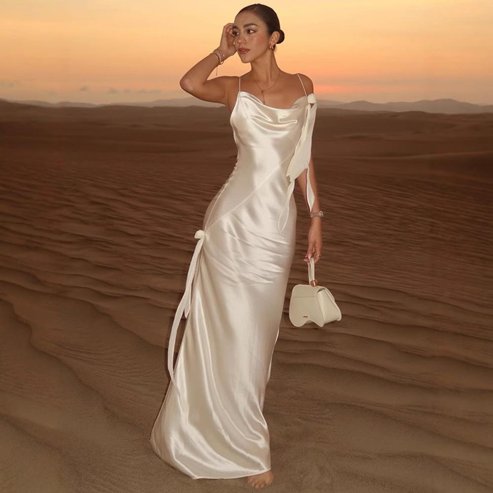 Spot spring women s clothing foreign trade new fashionable sexy suspender backless dress dress dress long dress vacation style S