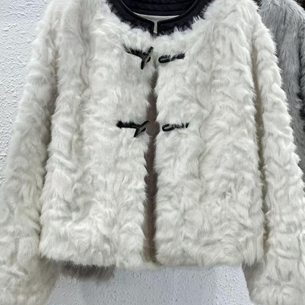 New high-end women's clothing imported small foreign hair round neck fur celebrity high sense versatile short coat women