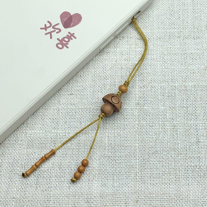 Peach Wood Lotus Plum Blossom Charm Keychain: Ancient-Style Pendant for Men & Women with Silk Flowers