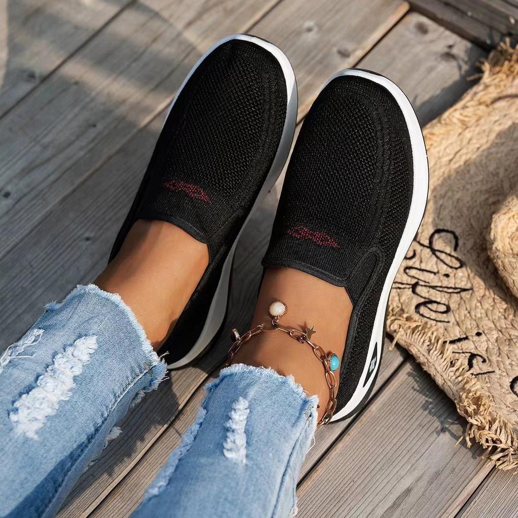 Cloth Shoes, Anti Slip, Breathable, Lightweight and Comfortable, Sports Shoes, Casual Shoes