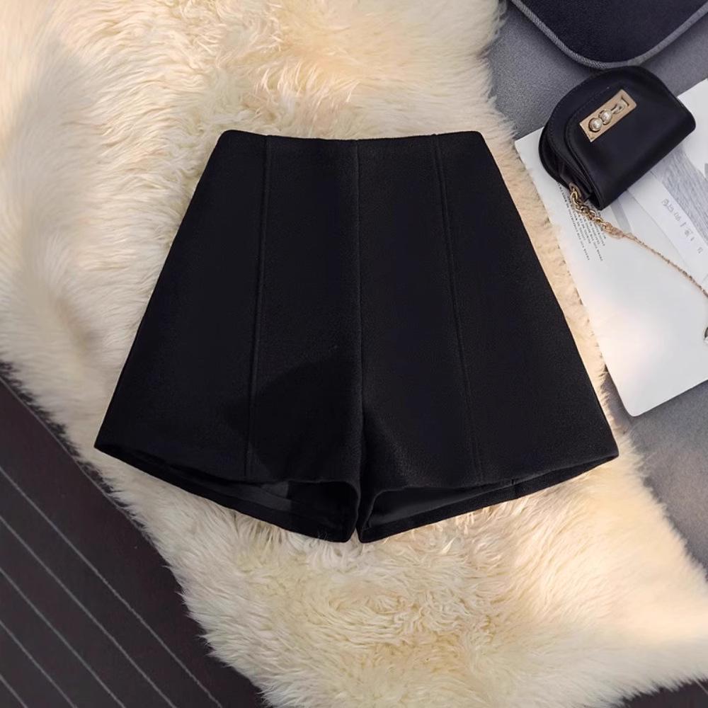 Women's Grey Wool Wide-Leg High-Waisted Shorts, 2025 Autumn/Winter, Plus Size, Casual Loose Fit.