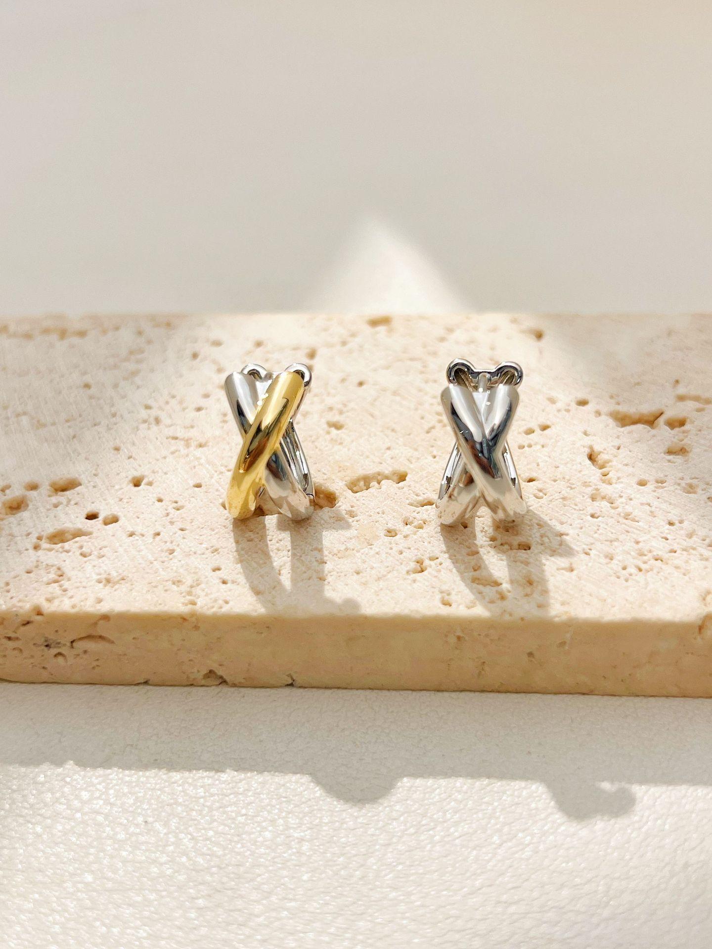 Brass Two-tone High-end Ear Buckles, Gold and Silver Color Combination X Versatile Crossed Metal Earrings