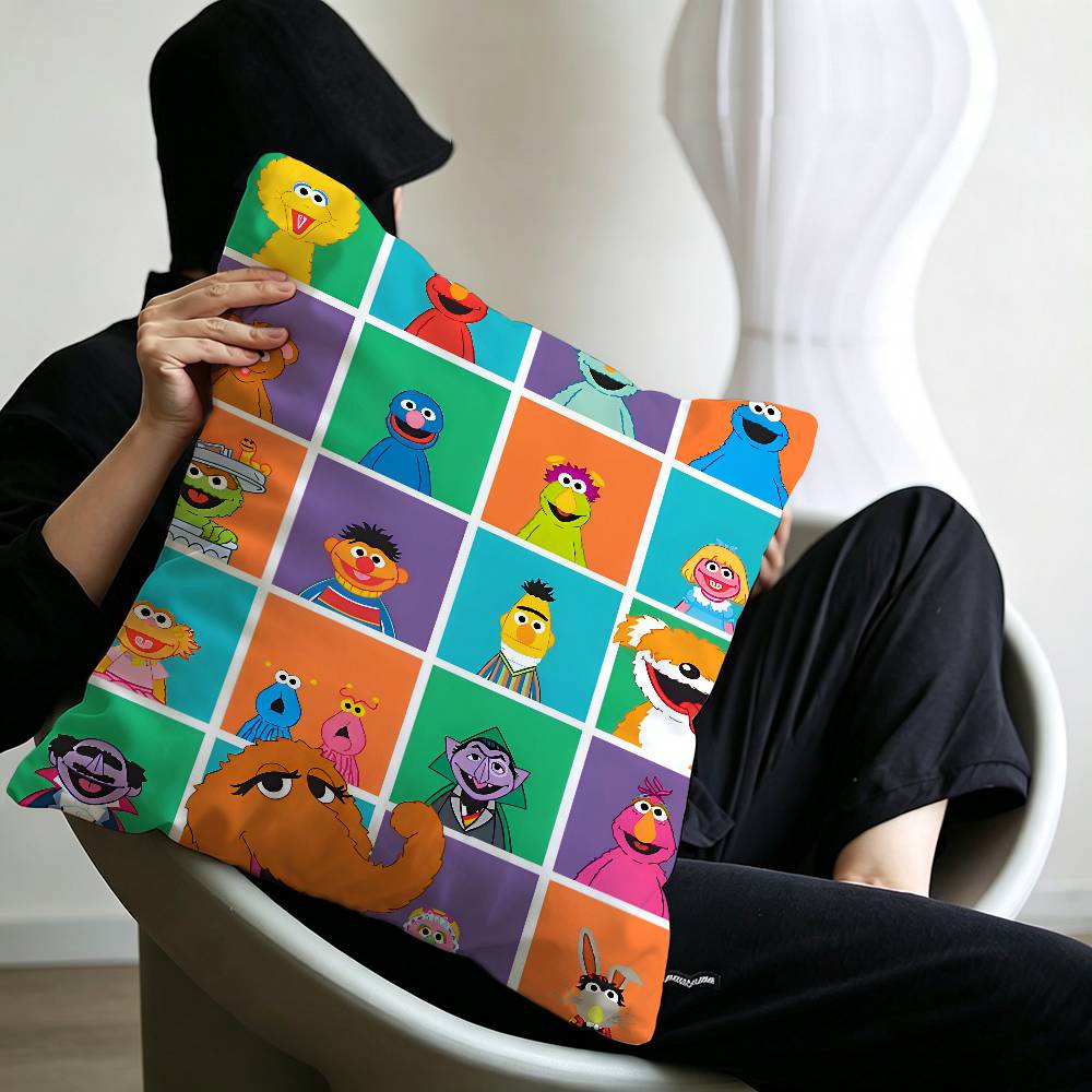 S-Sesame Street TV Cute Cartoon Pillow Covers Cartoon Sofa Decorative Home Double-sided Printing Short Plush Cute Cushion Cover