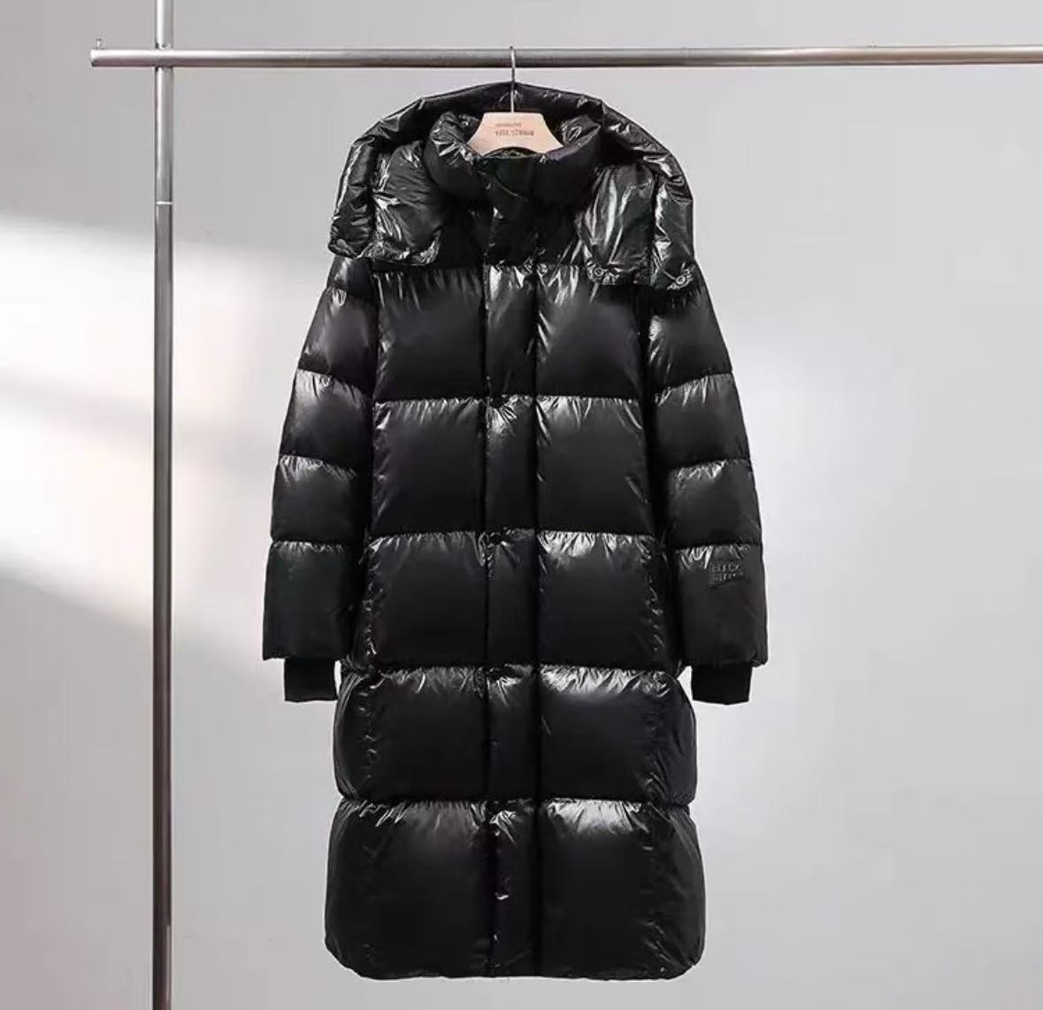 

2025 Высококачественная женская пуховая хлопковая куртка черного и золотого цвета длинная 2025 новая зимняя утолщенная хлопковая куртка ниже колена куртка для пары хлопковая юбка тренд XXL чёрный