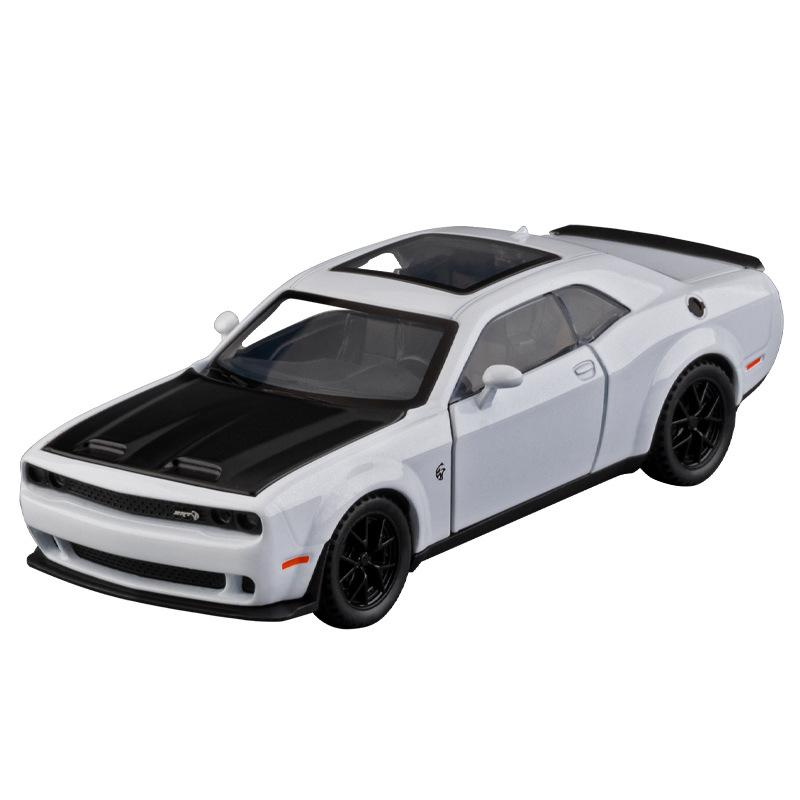 1:32 Hellcat SRT Muscle Sports car Alloy Car Model Sound and Light Pull Back Children's Toy Collectibles Birthday gift