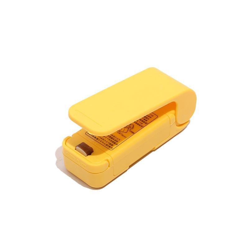 Portable Mini Snack Vacuum Sealer: Compact Plastic Bag Fresh-Keeping Machine