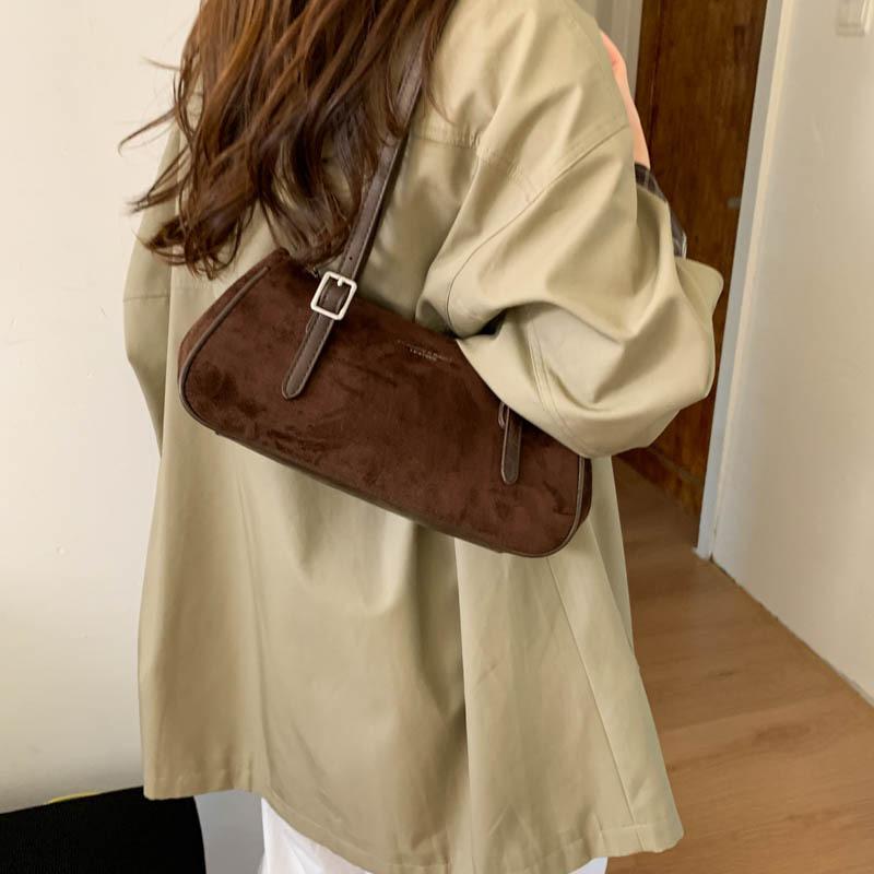 

Замшевая сумка женская 2025 новая модная универсальная на плечо сумка-мессенджер премиального качества Maillard сумка подмышку темно-коричневого