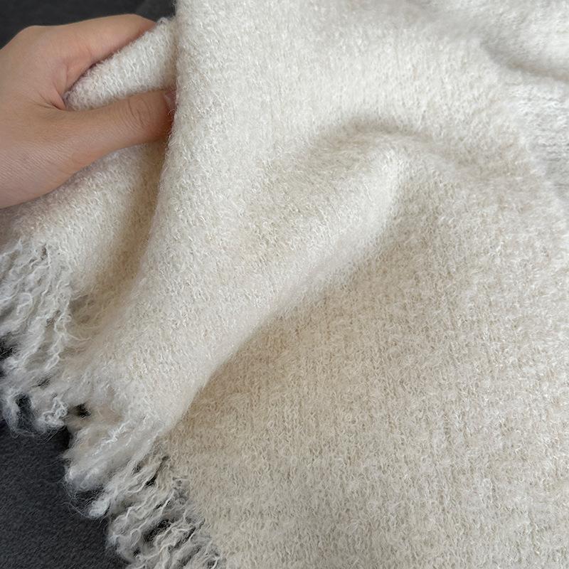 Autumn Winter Warm Tassel Wool Scarf Woman Ripped Selvedge Knitted Triangle Scarf Punk Vintage Soft Comfortable Shawl