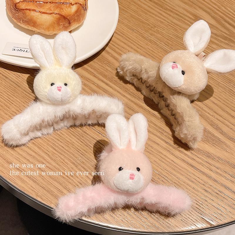 

Cute Rabbit Plush Hair Claw Clip - Women s Autumn/Winter Shark Clip Hair Accessory