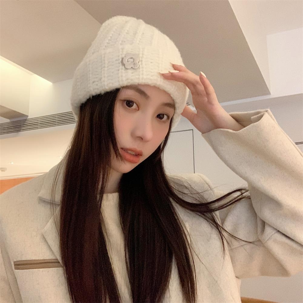 

Flower thick wool hat women s autumn and winter versatile fashion handmade knitted hat warm student cold hat Adult average size жовтий