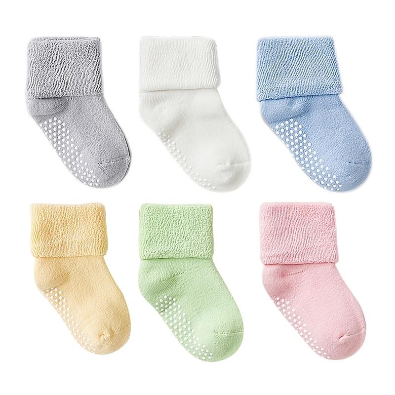 6 Pairs of Basic Color Socks, with Dot Glue for Anti-Slip, Suitable for Toddlers, Warm and Thick, Ideal for Both Boys and Girls.