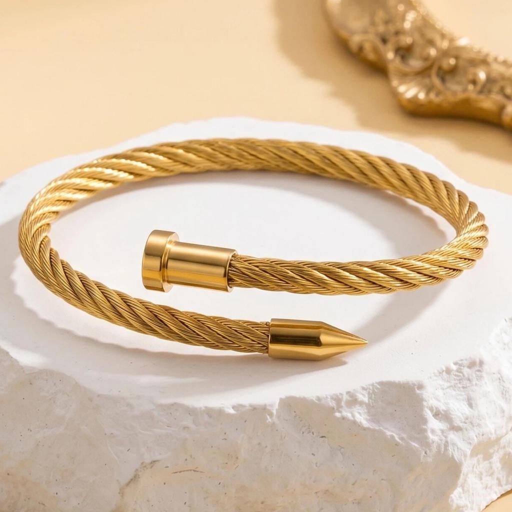 High-Grade Stainless Steel Diamond Inlaid Versatile Bracelet for Girls