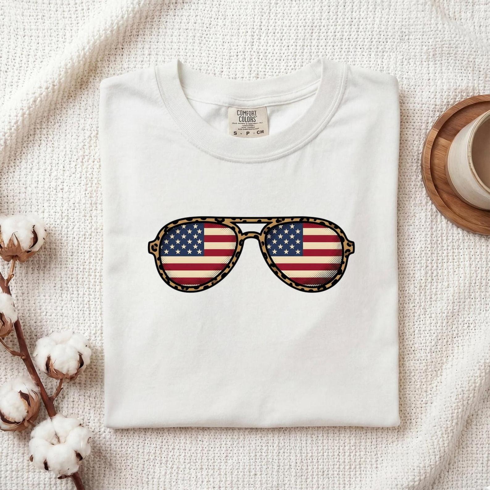 Leopard Sunglasses Shirt 4th Of July Patriotic Gift Women Retro Tee Shades T-Shirt Fireworks Fan Vintage Tshirt Star Graphic Pop Art M
