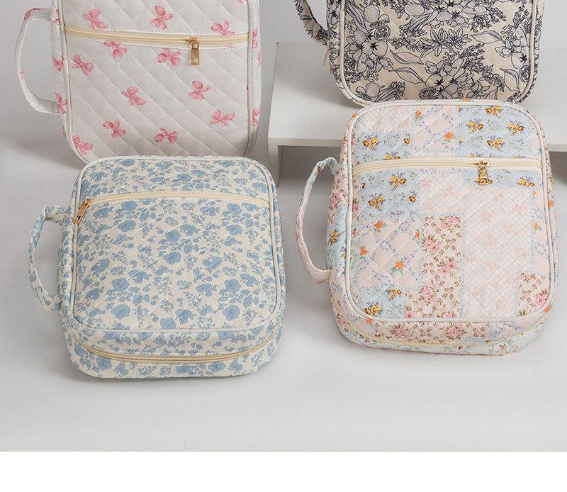 Portable Quilted Cotton Book Bag – Dustproof Cover for Travel & Prayer Books