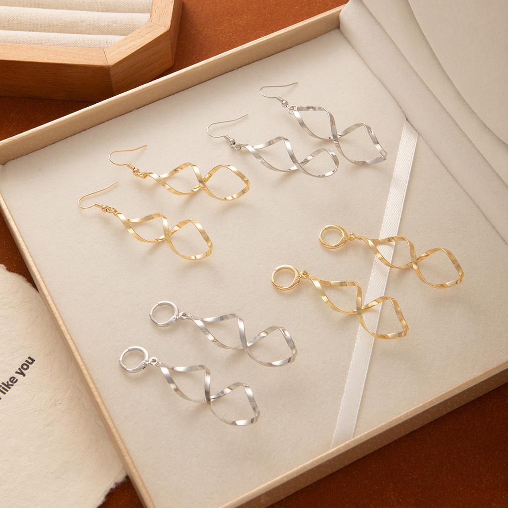 Metal Wind Wave Earrings, High-End Minimalist Geometric Spiral Ear Hook Personalized Curve Ear Buckle Female