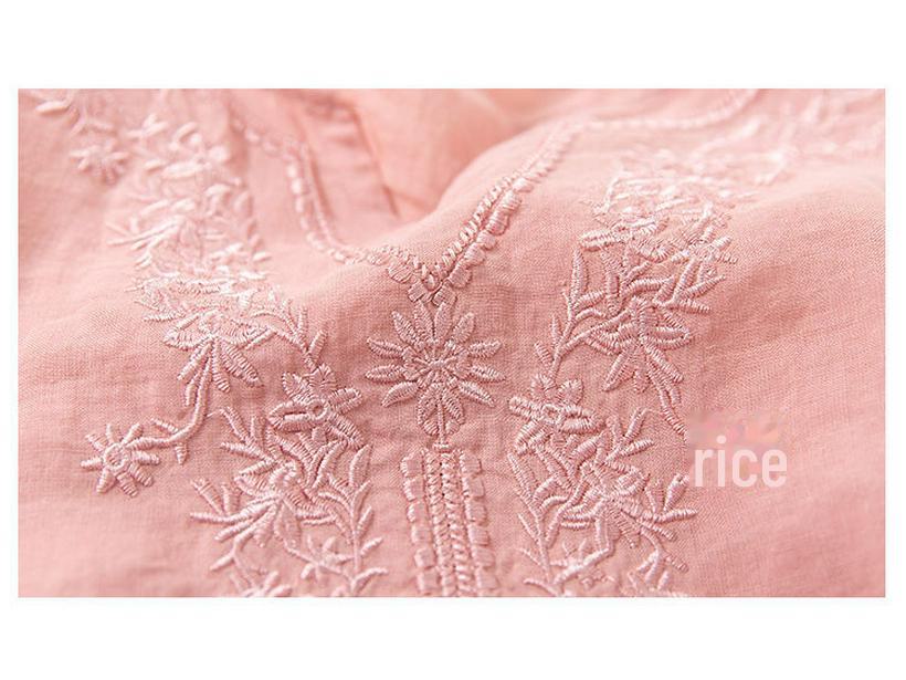 Women's Retro V-Neck Cotton Linen T-Shirt – Summer 2024 Short-Sleeve, Loose Fit, Solid Color.