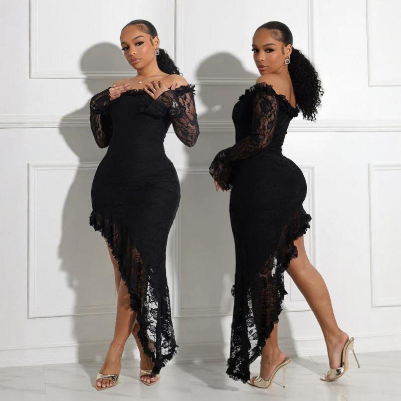 Women's Strapless Dress Are Similar To Irregular Dress