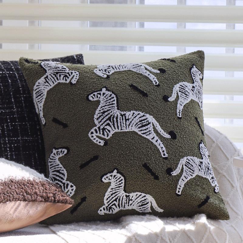 Black and White Pillow, Light Luxury, Second-hand Lumbar Pillow, Living Room Sofa Pillow, Model Room,  Bay Window Cushion Cover