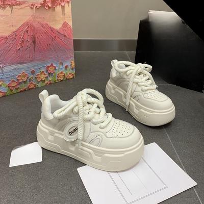 Retro Board Shoes Women's Spring and Autumn New Niche Ins Trendy Shoes Versatile Student Sports Little White Shoes