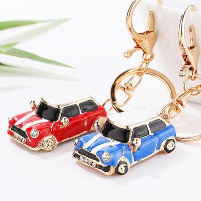 Metal Car Keychain, Mini Vintage Car, Key Pendant, European and American Style, Bag Decoration