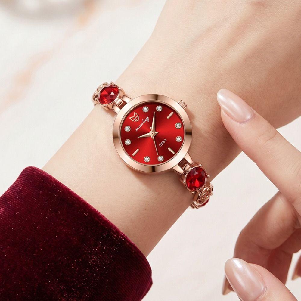 with Adjustable Bracelet Quartz Watches Rhinestone Wrist Decoration Rotundity Shaped Watch Gift