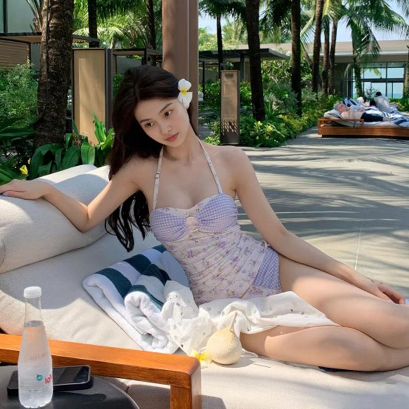 2026 Women s Floral Slimming One-Piece Spaghetti Strap Swimsuit for Hot Springs and Students L