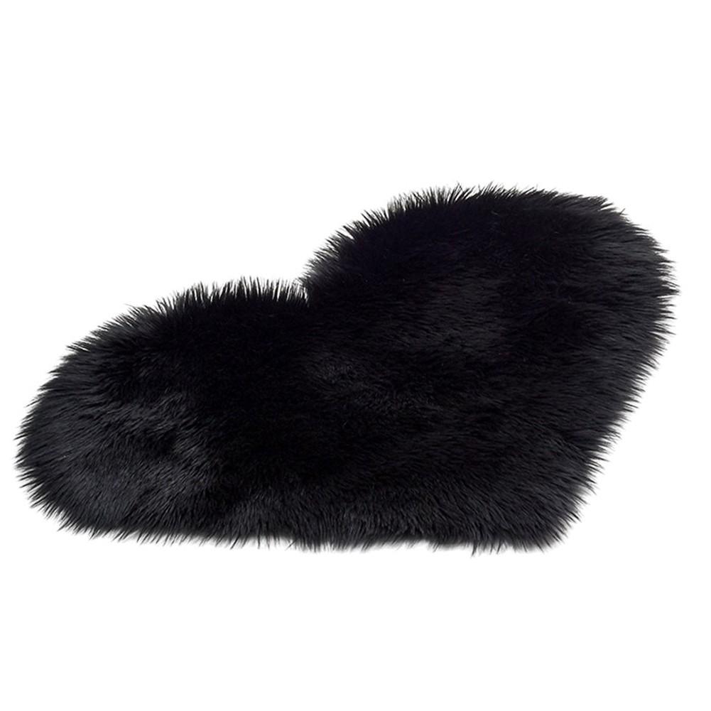 Bedroom Carpet Non-Slip Floor Mat Plush Heart-Shaped Carpet High Density