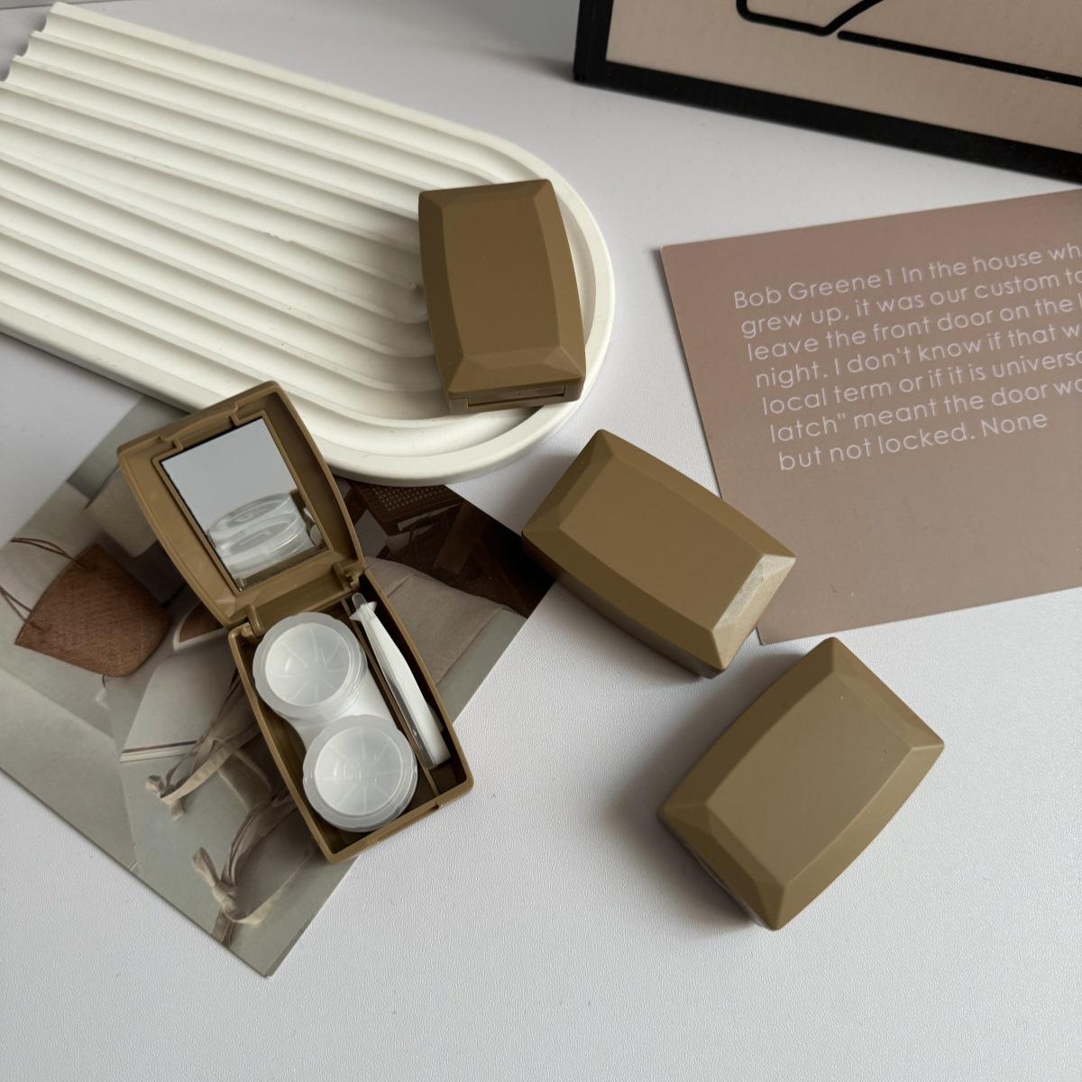 

Simple Colorful Lens Box Eye Container Lovely Travel Kits Matte Black Brown Contact Lens Case with Mirror for Women хаки