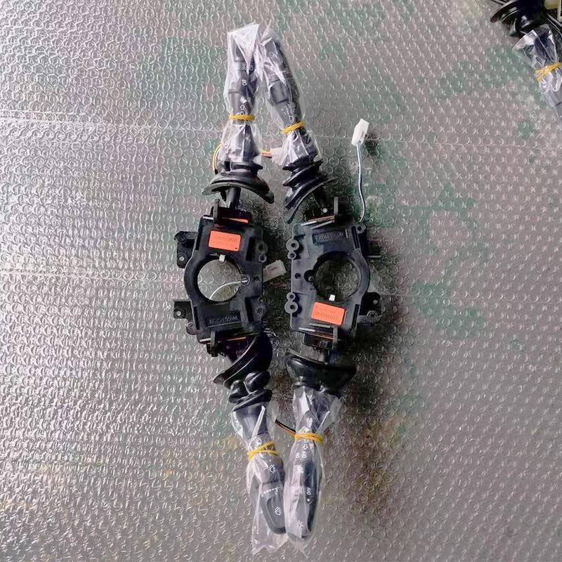 

Сборка переключателя указателей поворота и противотуманных фар SAIC Maxus V80