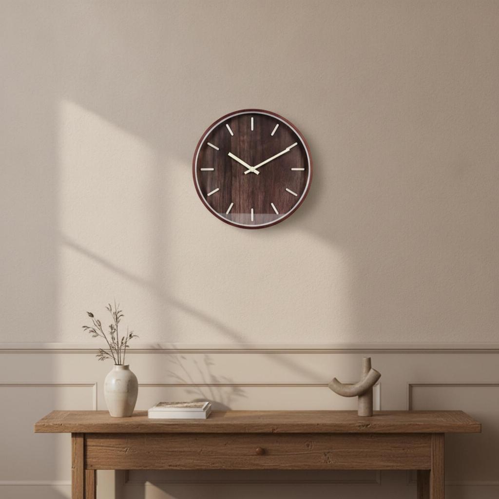 Round Wall Clock with Wood Frame Long-Lasting Quartz Glass Front