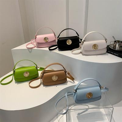 Bolsa de Mão Texturizada com Fecho Fashion Nova Bolsa Versátil Feminina Ins de Ombro Transversal Bolsa Quadrada Pequena Bolsa Feminina Moderna