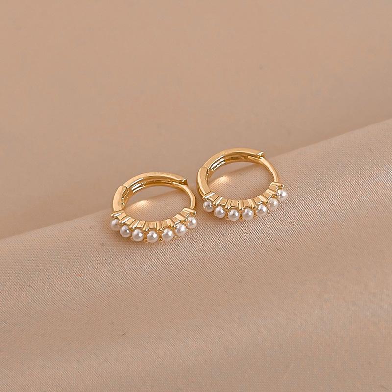 

Элегантные металлические серьги-каффы в виде круга с искусственным жемчугом - Милый геометрический дизайн для женщин