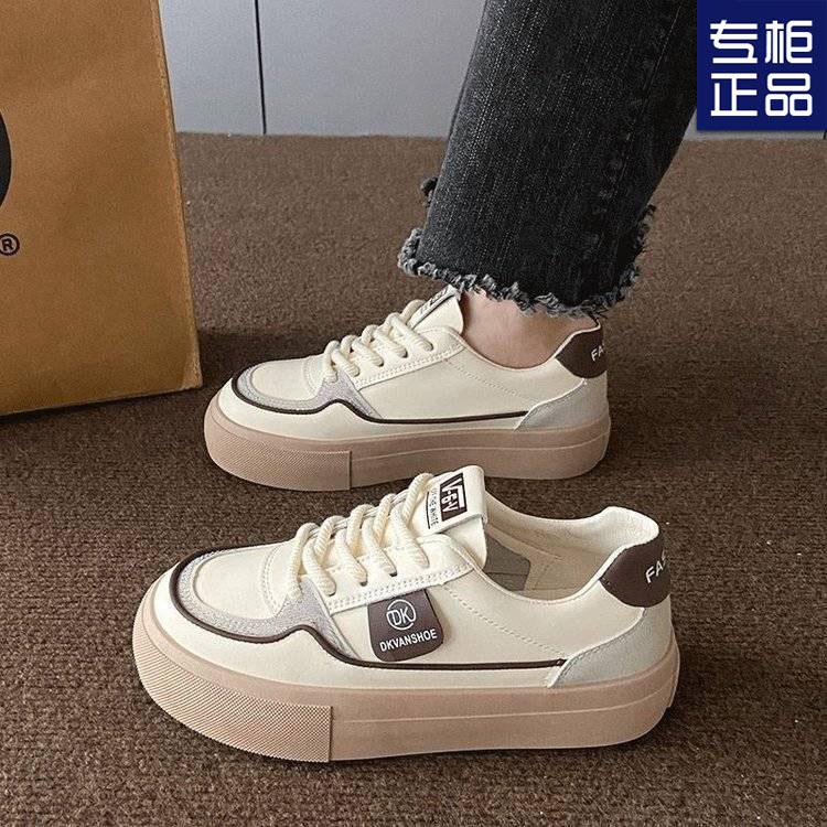 Thick-soled casual versatile heightening thick-soled women's new spring and autumn retro student lightweight sports shoes
