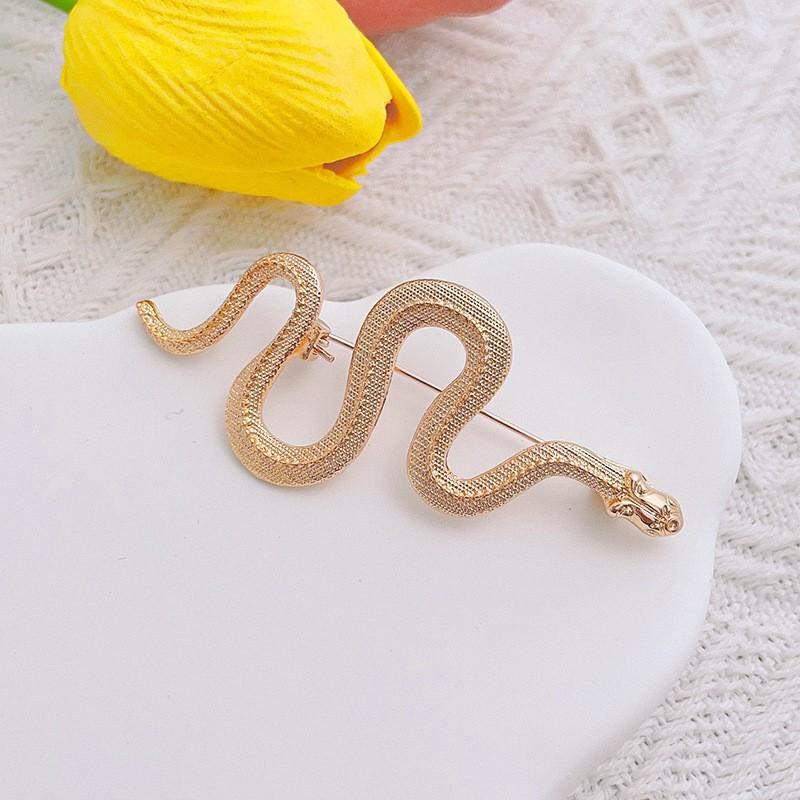 LATS Unique Design Silver Snake Brooches for Women Men Unisex Full of Rhinestone Snake Animal Pins Badge Jewelry