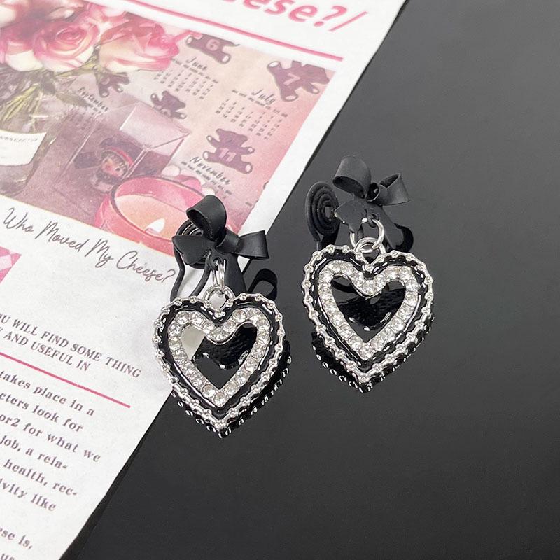 Korean Style Retro Pearl Ear Clip for Women - Mosquito Coil Holder, No Piercing, High-End, Fashionable and Versatile Luxury Earrings