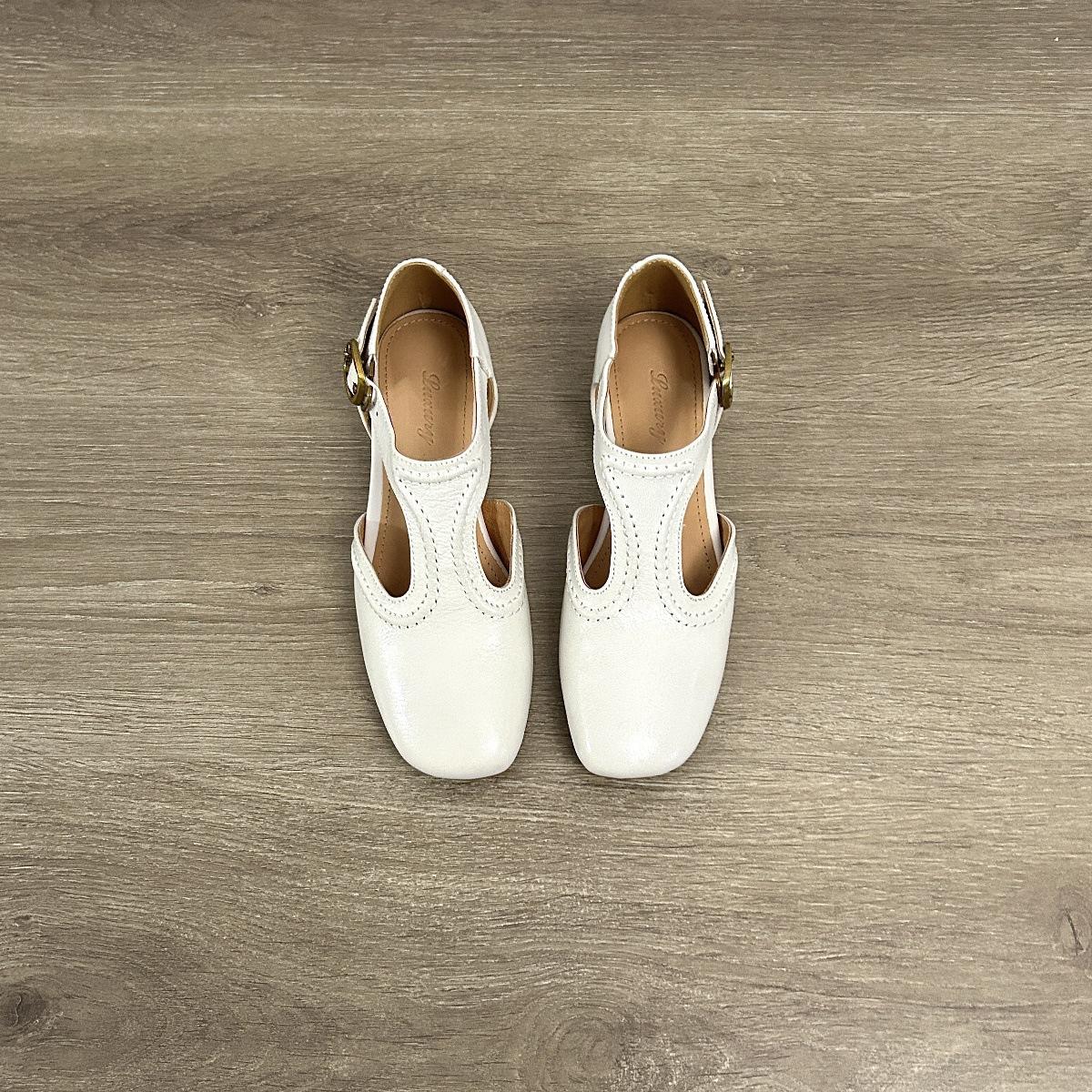 

Sheepskin inner height increase retro Mary Jane shoes femininity French side empty wedge heel bag head sandals women s shallow mouth single shoes 35