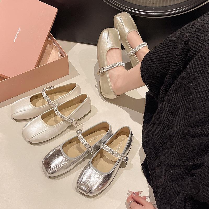 Silver Retro Flat Bottom, Light Mouth Inner Height-increasing Single Shoes, Women's Summer New Models with Skirts, Versatile Mary Jane Shoes