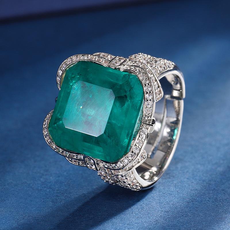 Jewelry Retro Simulation Emerald Butterfly Luxury Inlaid Princess Square Set Main Stone 14 * 14