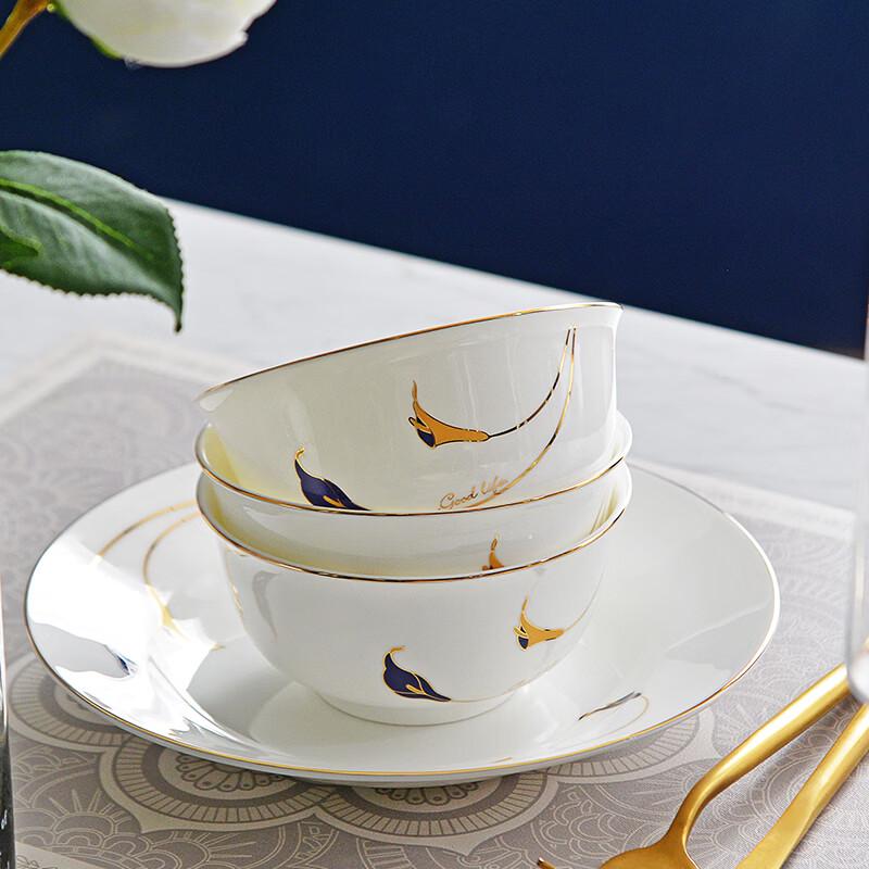 Tanghui 18-Piece Bone China Dinnerware Set