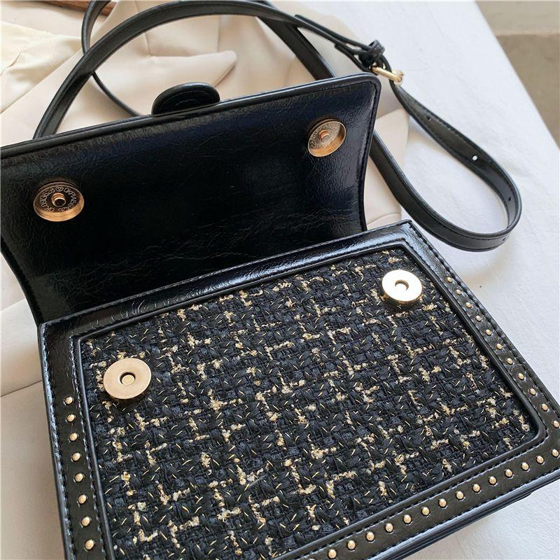 Niche Light Luxusní Malá taška do podpaží v malém voňavém stylu Senior Sense of Mini Crossbody Taška Jednoduchá Všestranná Ležérní Odstavec Tašky přes rameno