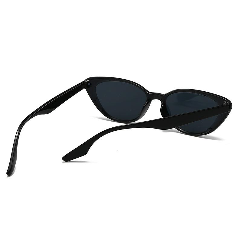 New UV400 Cat Eye Sunglasses Women Fashion Small Frame Irregular Personalized Sunscreen Eyewear Oculos De Sol