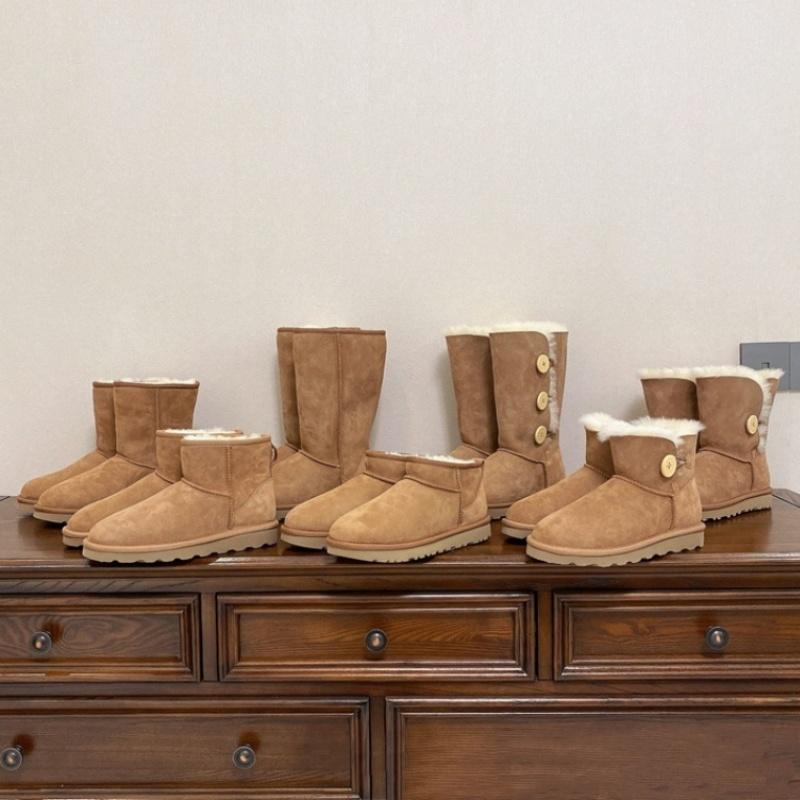 2026 New Design Winter Boots Women Super Mini Real Sheepskin Wool Comfort Warm Natural Fur Shoe Man Classic Snow Boot Size 35-44