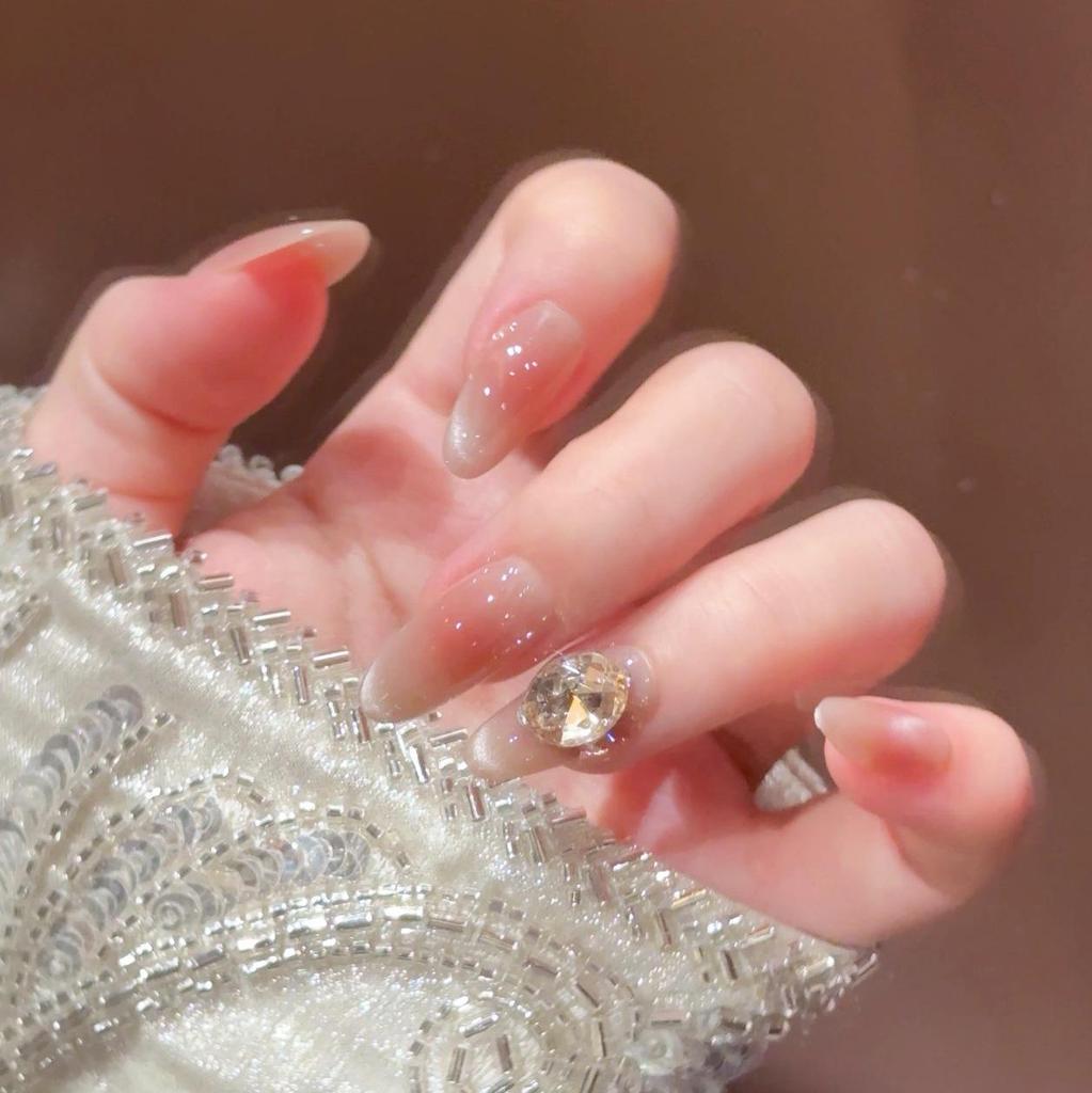 Luxe French Cat Eye Whitening Manicure: High-End Bling Fake Nail Tips