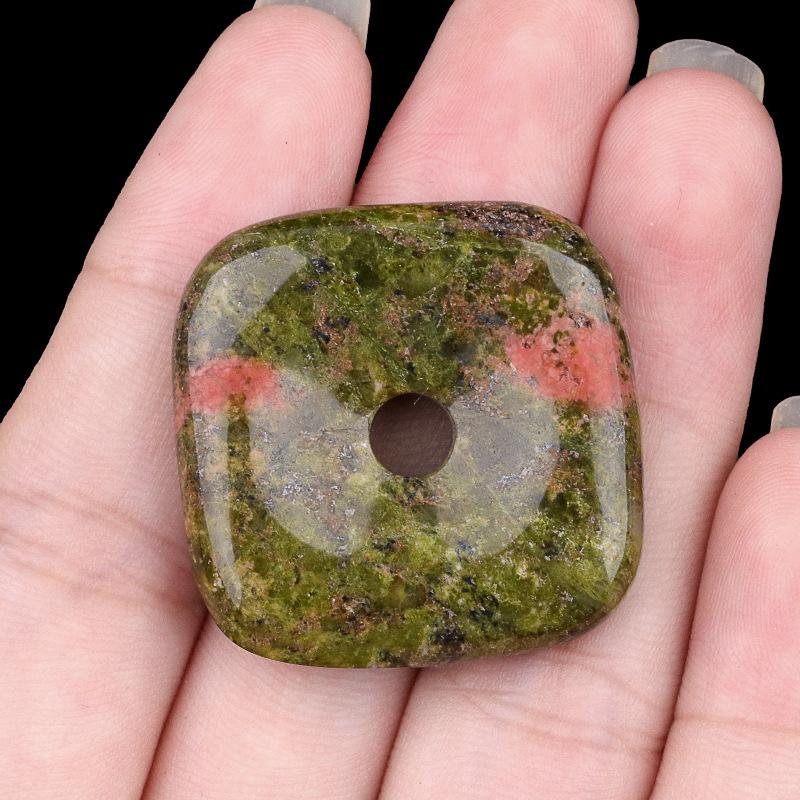 

1pc 30mm Natural Stone Geometry Pendant Amethyst Tiger Eye Pink Crystal Natural Stone for Women Jewelry Gift