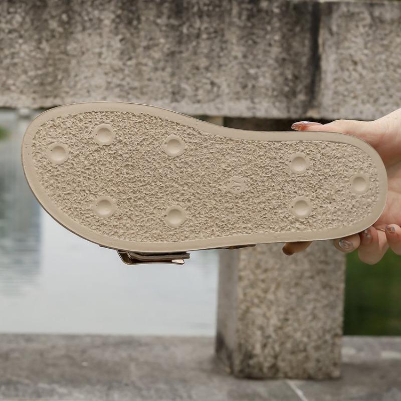 Fish-mouthed Thick-soled Belt Buckle One-strap Casual Slippers, Fashionable Large-sized Beach Women's Shoes