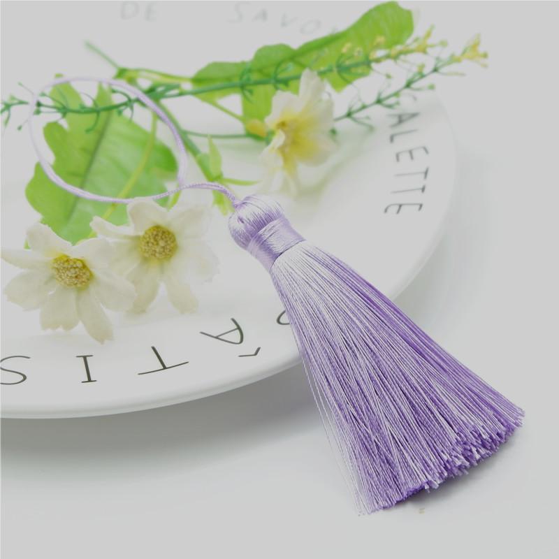 8 cm Kurzer Dicker Quaste Geschlossen Anti-Falten Vertikal Eis-Seide Kleine Quaste Hängendes Ohr Lesezeichen Kleidung Haarnadel Quaste Ohr