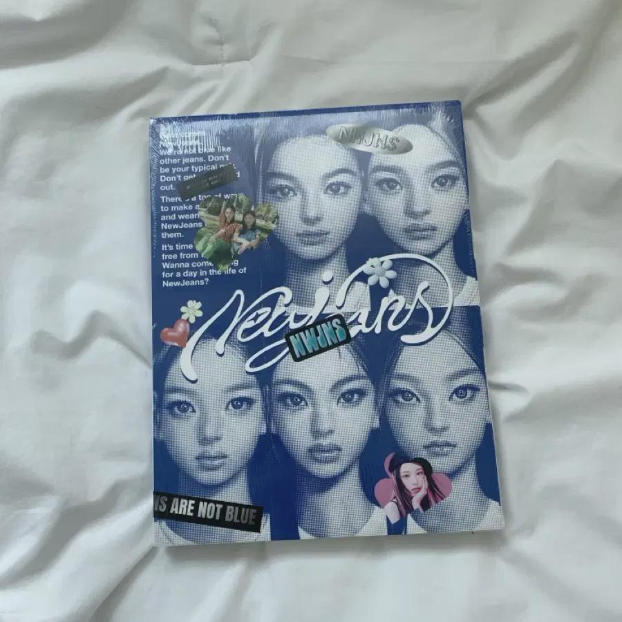 

New Jins Blue Book Unopened Version Group