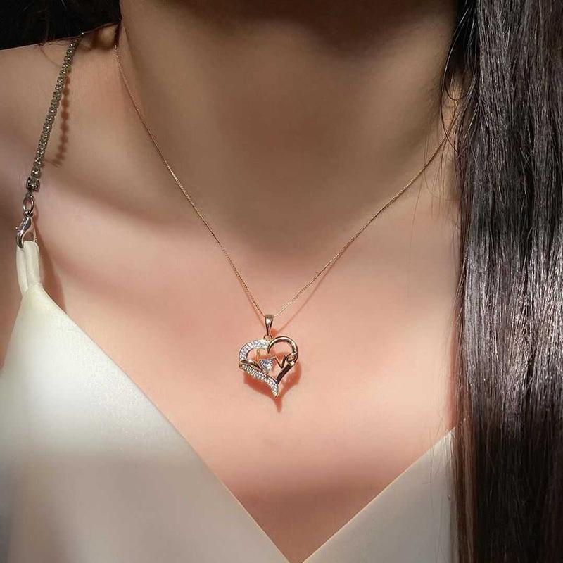 New jewelry autumn and winter fashion versatile diamond pendant personalized love letter necklace women